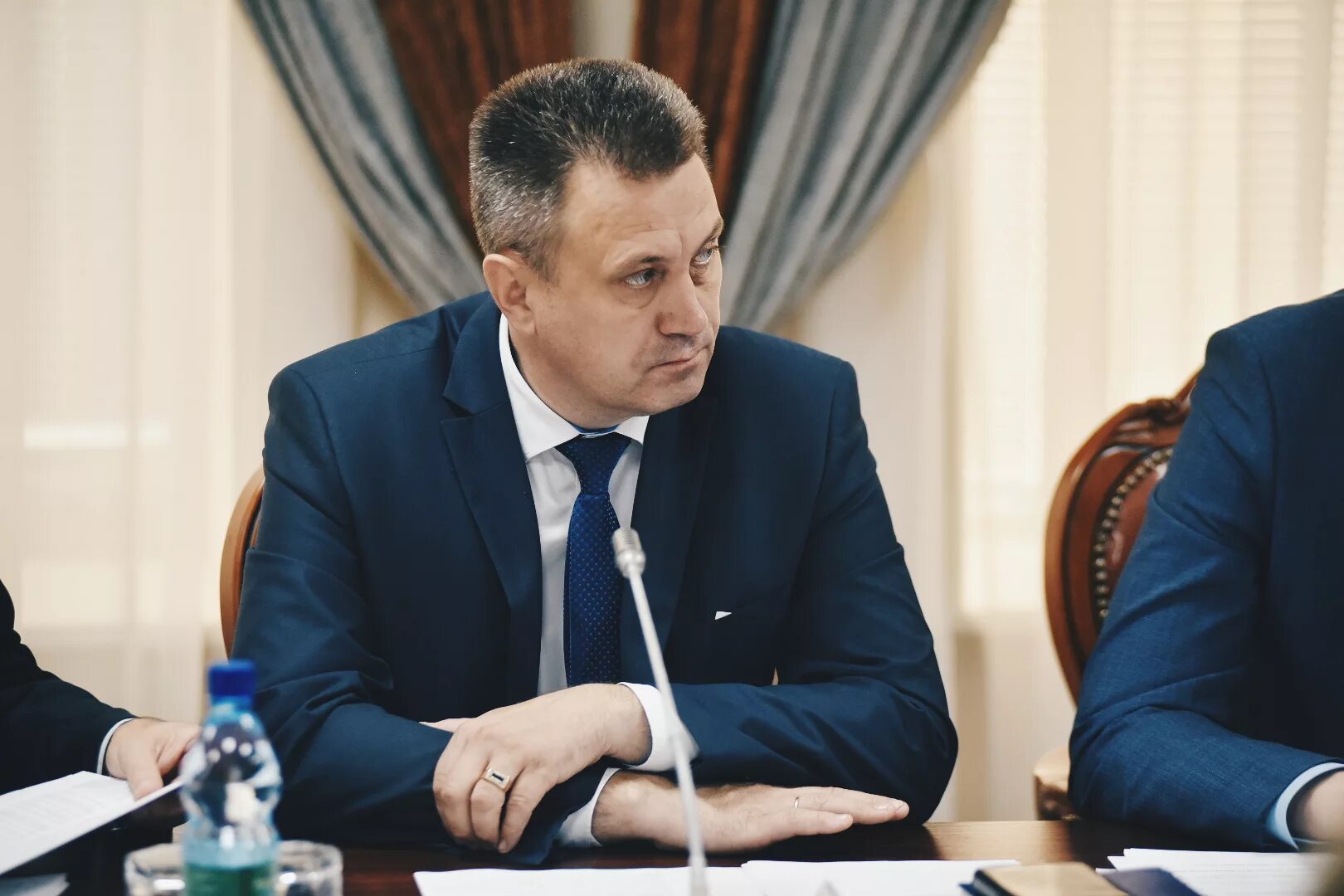 Алексей тарасов благовещенск. Александр курдюков министр жена. Александр зеленин амурская область. Амурская область министр. Министр цифрового развития амурской области александр курдюков.