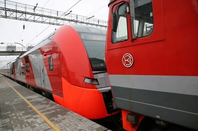 Отправление поезда № 736М "Ласточка" Смоленск-Москва.Станция "Смоленск-Центральн