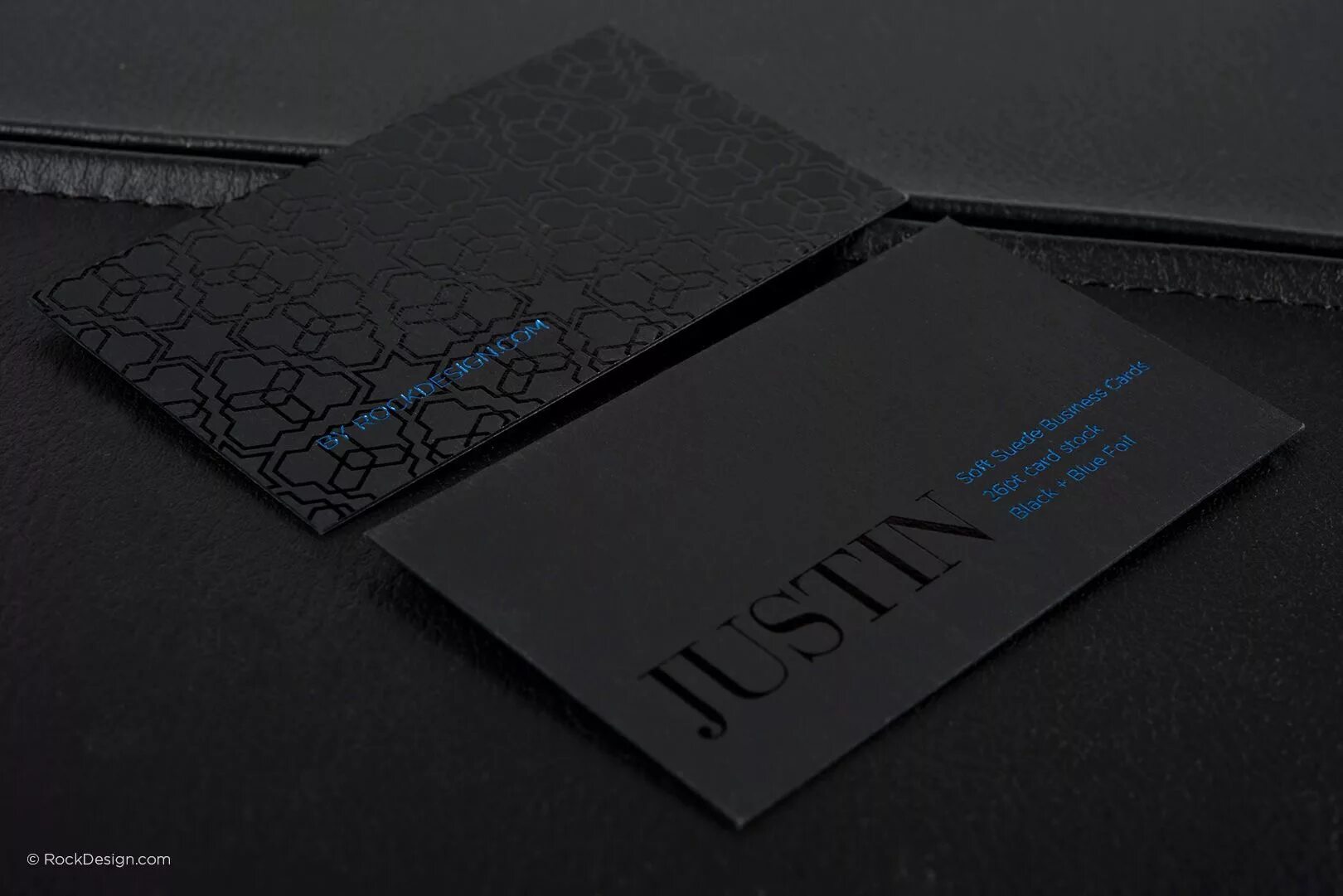 Матовые визитки. Стильные визитки. Стильные черные визитки. Дизайнерские визитки.