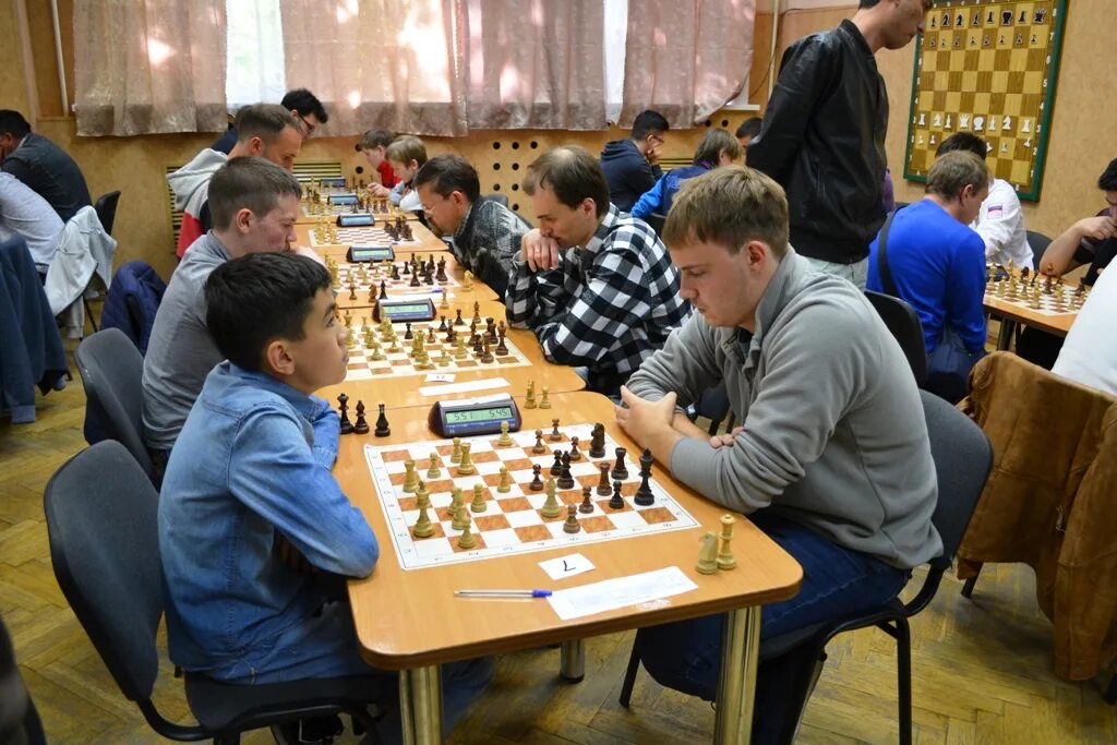 матч эйве алехин 1935. шахматный турнир алехина. алехин шахматист портрет. капабланка шахматист. шахматный турнир алехина.