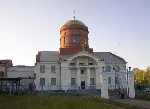 Александровск пермский край достопримечательности. Пермская область город александровск. Спасо преображенская церковь александровский пермский край. Посёлок сухая александровск пермский край. Александровск пермский край фото города.