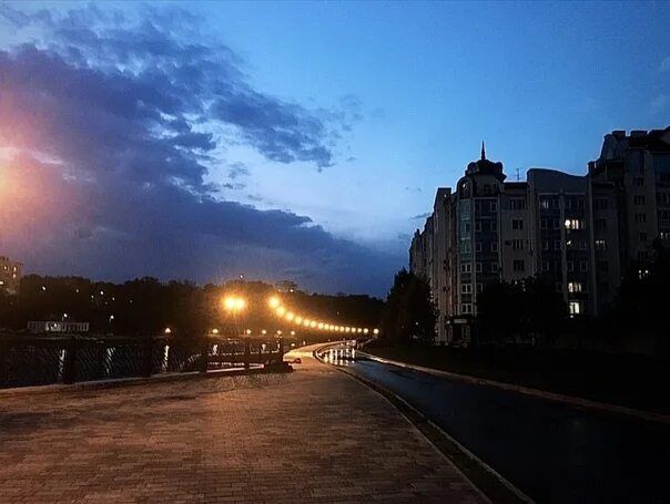 Наша ночь. Огненный орел в городе орел ночью. Добрыйночочи орел город. Орел ночью. Песня ночь орел.