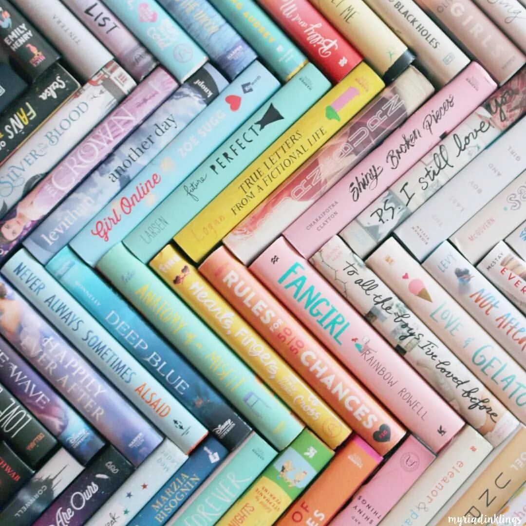 Яркие книги. Стопка книг для инстаграма. Фон для обложки книги. Книги Эстетика.