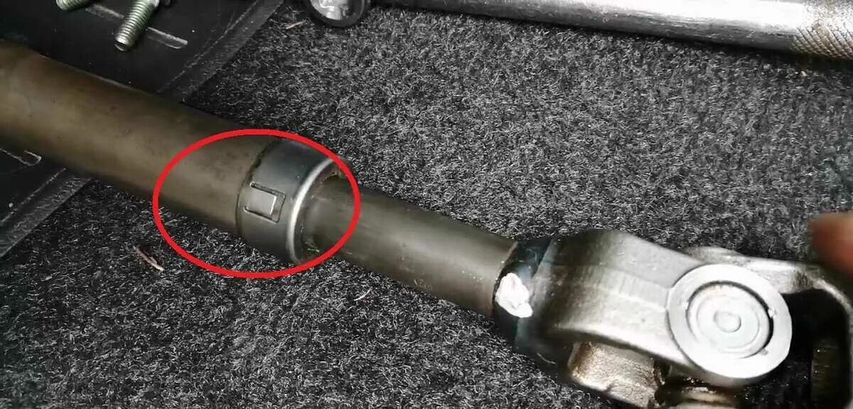 Рулевой вал хавал ф7. Стук рулевой асх. Рулевой вал камри 50. Стук в рулевой кия рио 3. Стук под рулем.