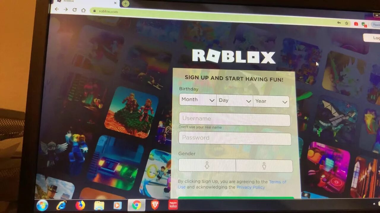 Пароль роблокс видео. Пароль в РОБЛОКС. Пароль от РОБЛОКСА. Roblox пароль от аккаунта. Аккаунты в РОБЛОКС ник и пароль.