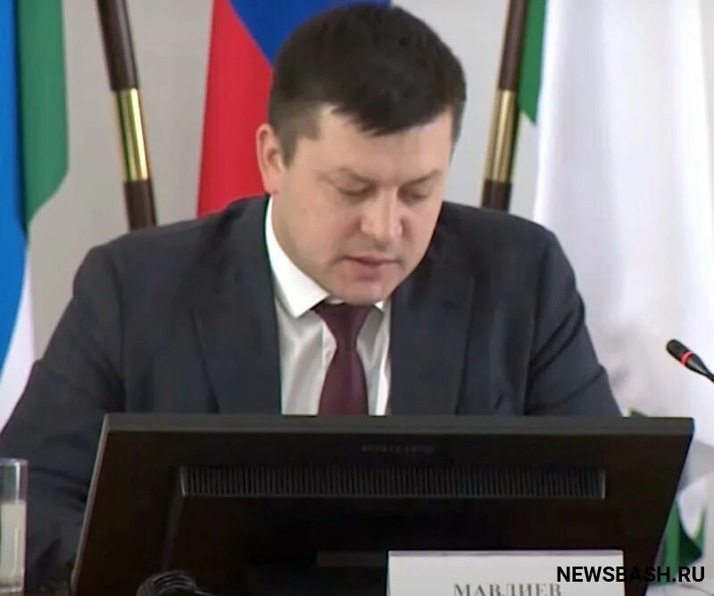 Мэр города салават. Глава башкирии радий хабиров. Шмелев алексей николаевич октябрьский. Глава администрации салават республики башкортостан. Радмир мавлиев уфа.