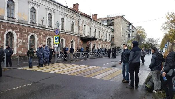 Призвавшиеся по мобилизации ребята сегодня в Рыбинске фото. Видео 10 октября