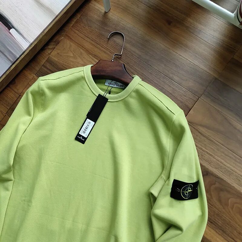 Island вещи. Cdbnijn cnjyfqckfyl. Свитшот Stone Island. Свитшот стон Айленд черный. Свитшот Stone Island Label on Sleeve.