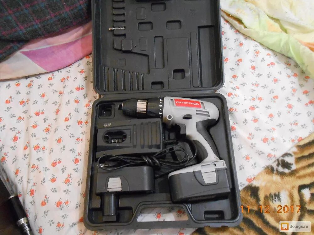 12в. Шуруповерт аккумуляторный да-12эр интерскол. Ч). Шуруповерт аккумуляторный 12 вольт. Дрель-шуруповерт аккумуляторная bort bab-12li-p.