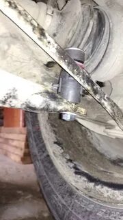 Замена стоек стабилизатора логан 2