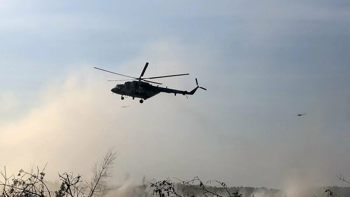 Вертолеты над железногорским водохранилищем. Вертолет ми 8 Карелия. Ми-26 Якутск. Крушение вертолета д Вязовец. Вертолет АЛРОСА ми-8.