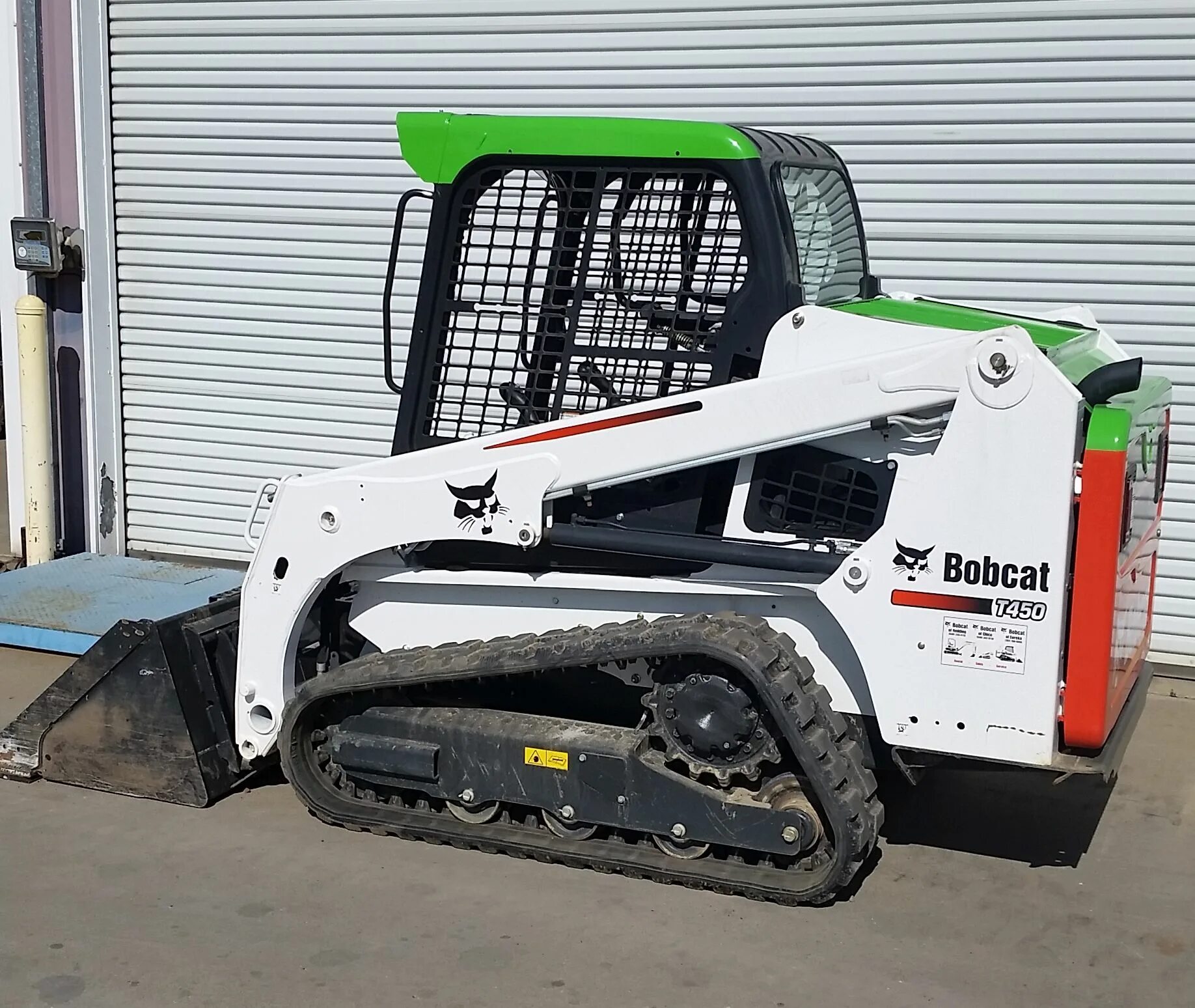 Аренда bobcat bobcat pro. Бобкэт 450. Бобкэт s870. Бобкэт 750. Bobcat s/t 450-870.