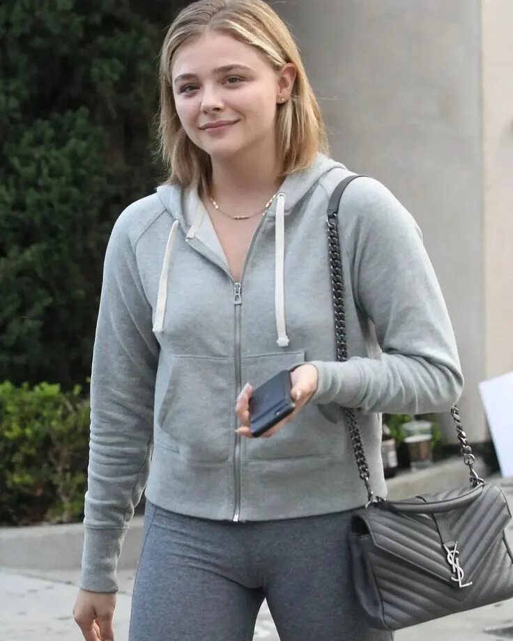 Chloe Moretz Has Pulled Out of All Her Future Films: Photo #1020697. Chloe grace