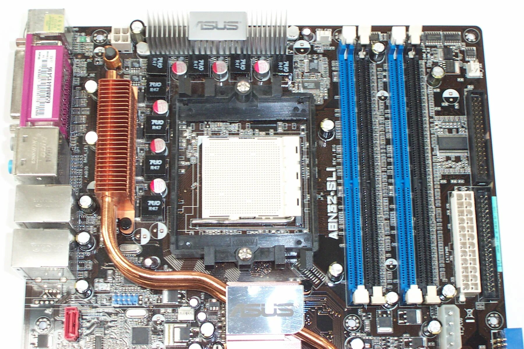 ASUS a8n-SLI Deluxe motherboard. ASUS a8n32-SLI Deluxe PCLAB. ASUS a8n32-SLI Deluxe Box. 939 Сокет материнская плата. Amd a8 сокет