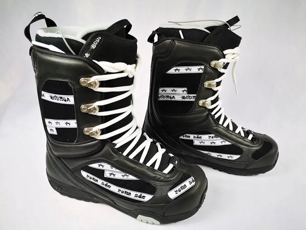 Сноубордические ботинки rome sds. Сноубордические ботинки rome sds. Ботинки для сноуборда rome sds bodega hybrid. Rome wmns bodega boa sds. Ботинки сноубордические rome boa 2008 года.