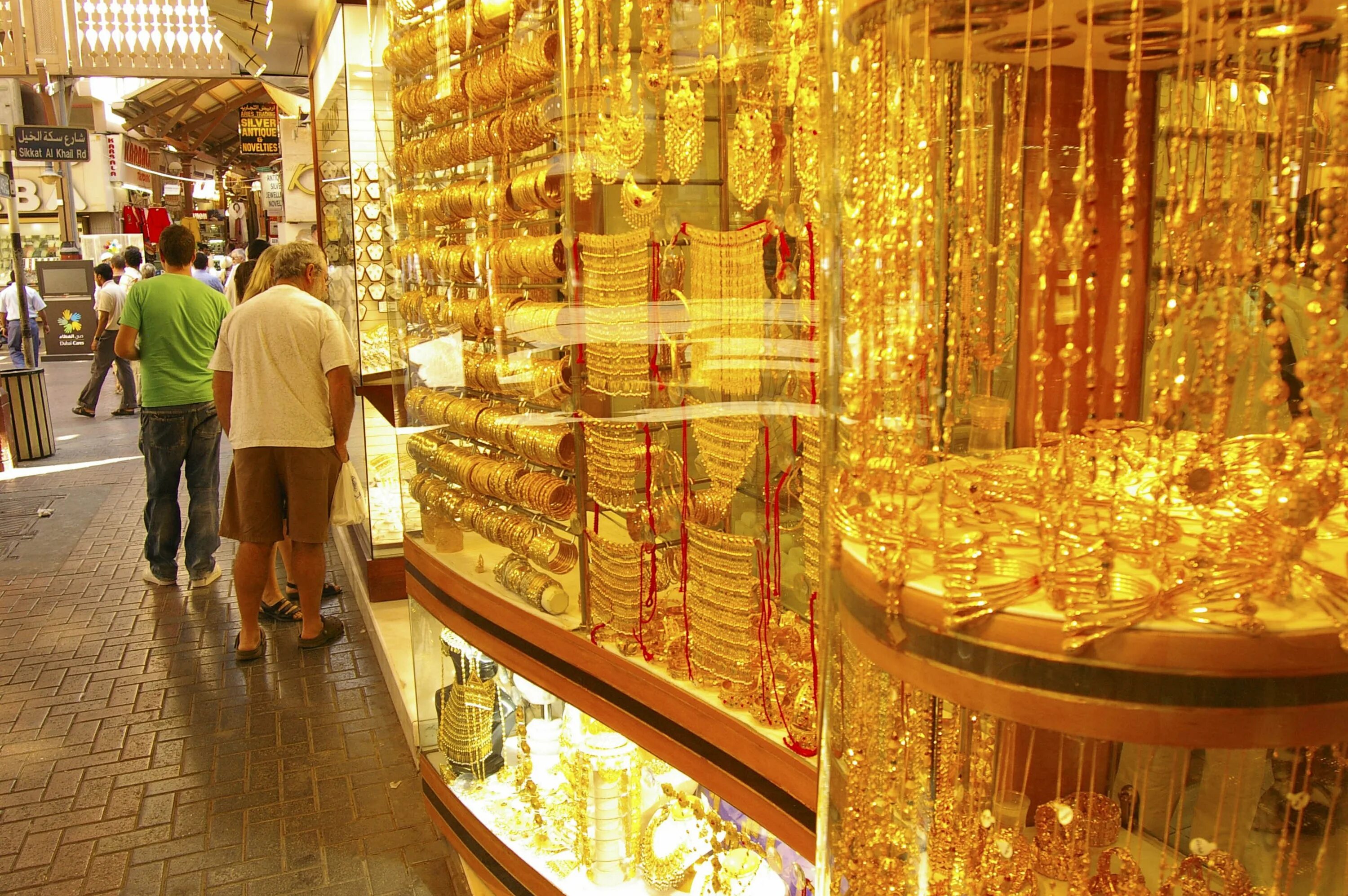 Золотая стор. Gold Souk Дубай. Золотой рынок Gold Souk. Золотой рынок (Dubai City of Gold). Золотой базар ОАЭ Gold Souk.