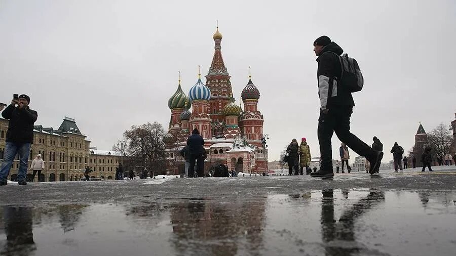 Погода москва синоптик россия. Москва в декабре. Москва под дождем. Москва фото. Москва сегодня фото.