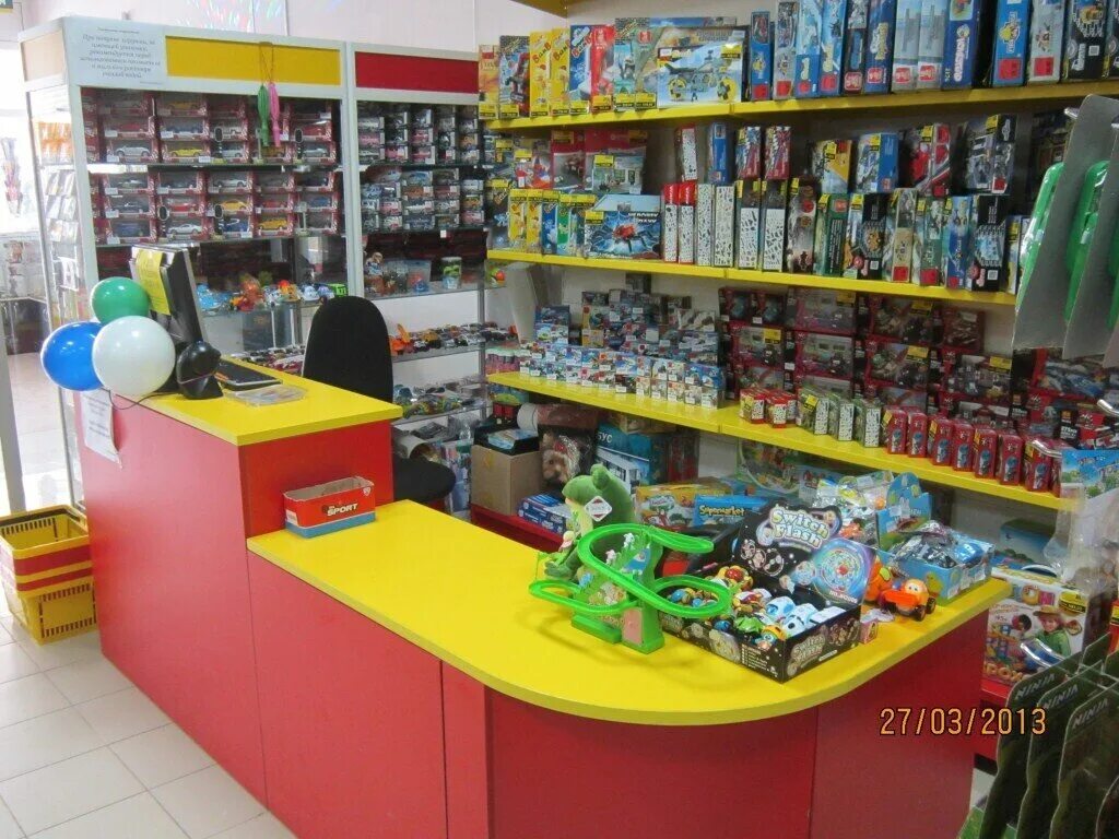 ул рабочая саранск. магазин детских толокаров. интерьер магазина детской одежды. красивый детский магазин. детские товары.