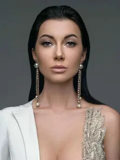 Певица маша вебер