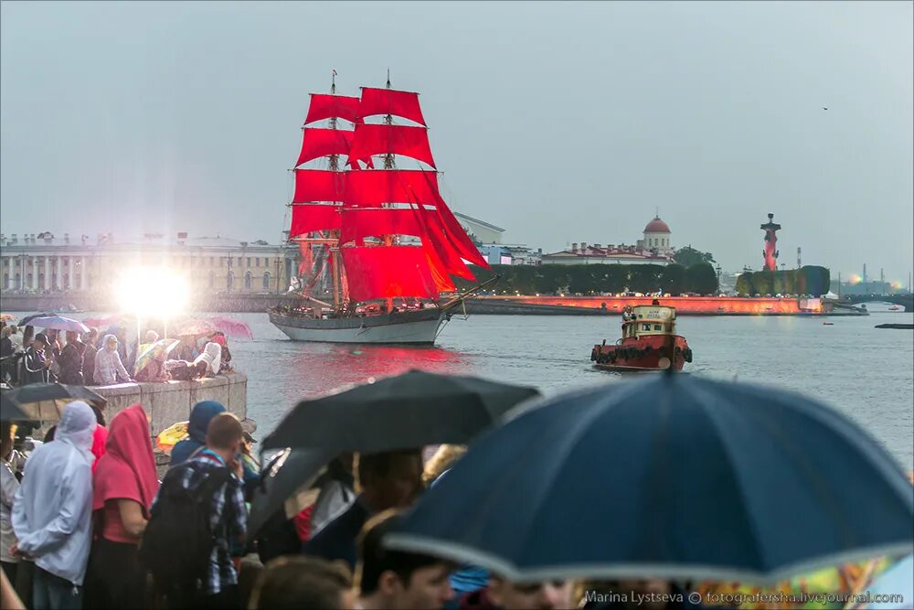 Алые паруса Петербург. Алые паруса 2022 в Санкт-Петербурге. Корабль Алые паруса в Санкт-Петербурге. Алые паруса 2021. Вопросы по 2 части алых парусов