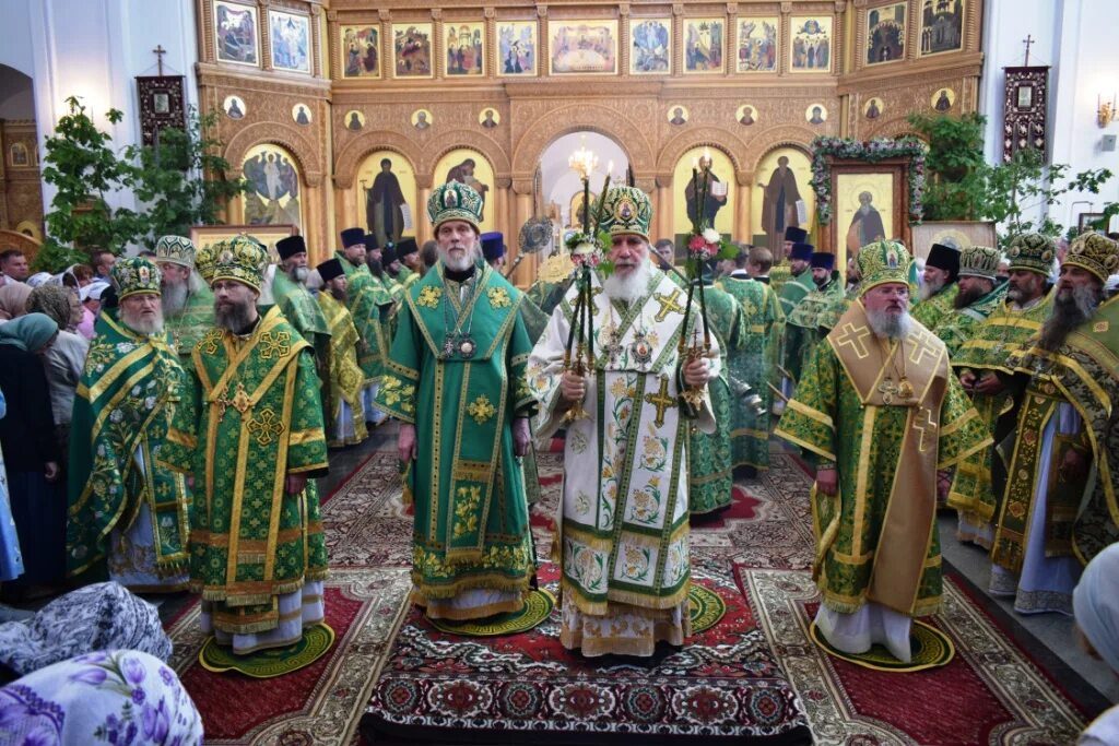 Святые калужской области. Праздник в Тихоновой пустыни. Святая Калужская земля. Калужская митрополия.