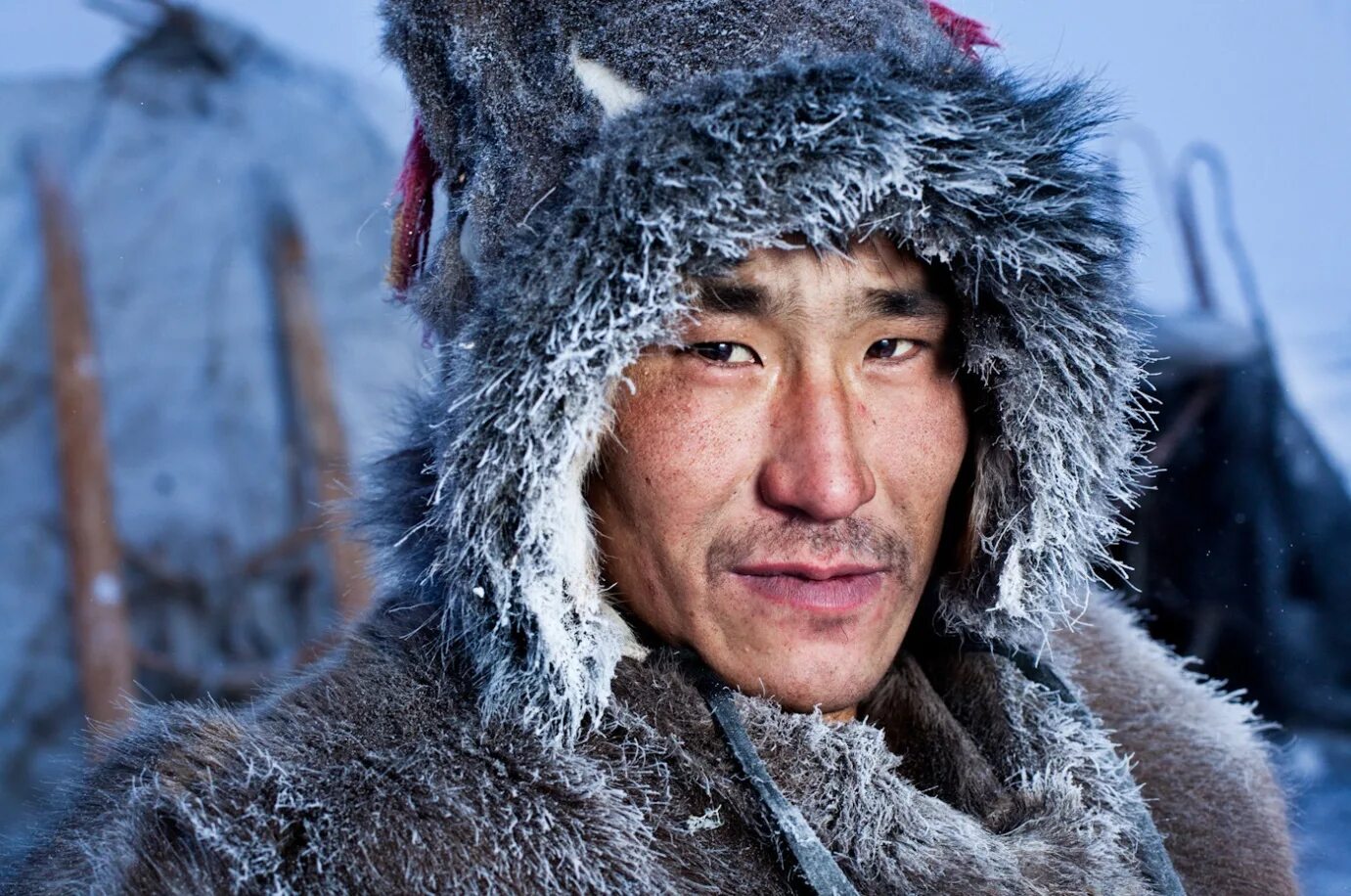 большие брови. якутка с большими бровями. эвенки 1888г. таджики и якуты. таджики и якуты.