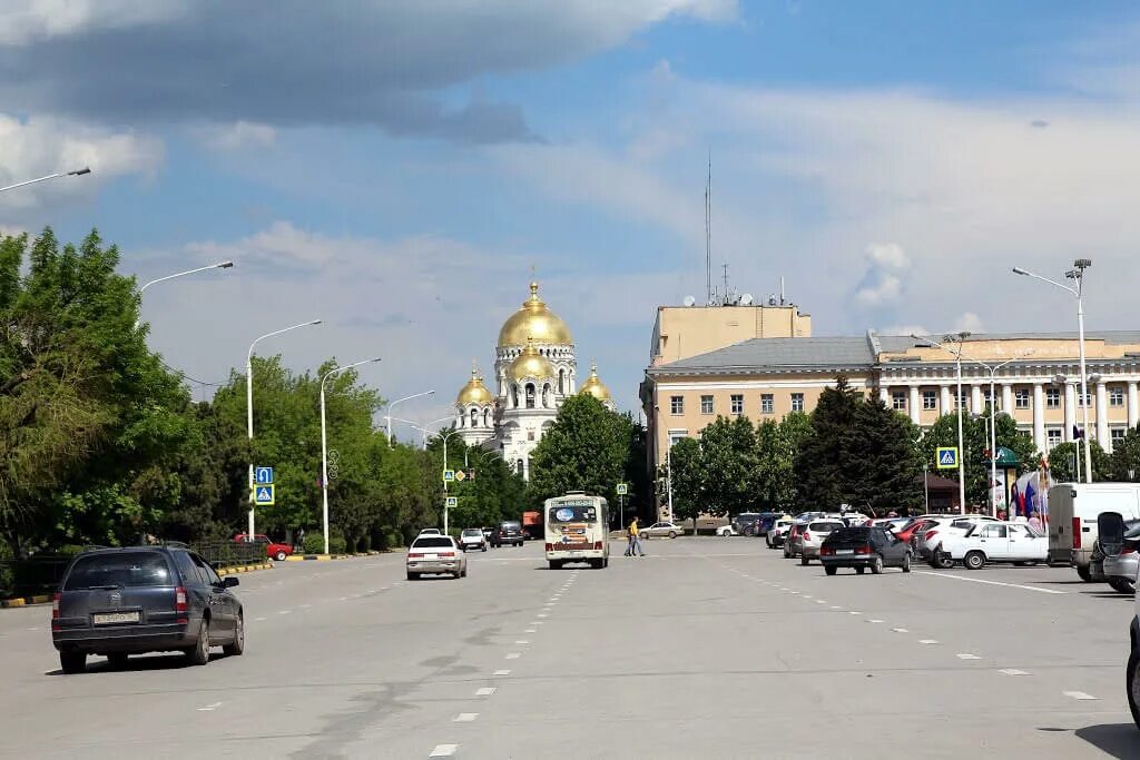 Сайт г новочеркасска. Новочеркасск центр города. Город Новочеркасск Ростовской. Исторический центр Новочеркасска. Новочеркасск панорама.