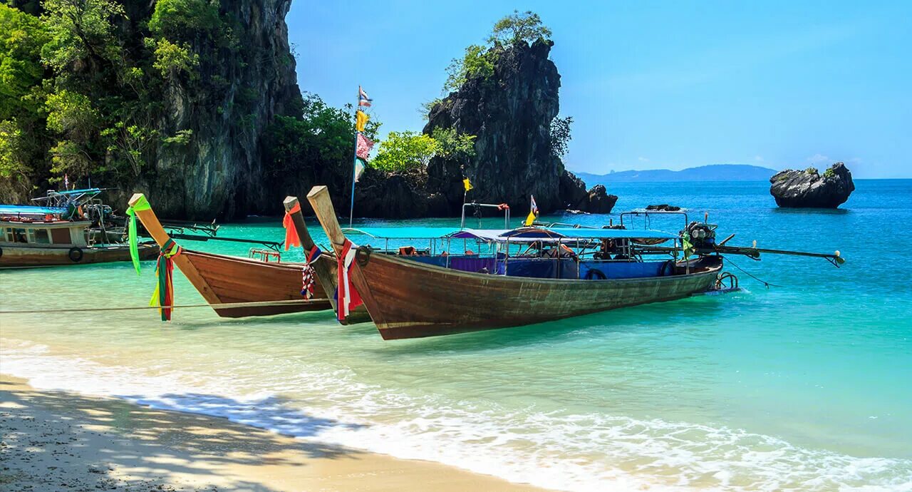 Куда поехать на море в 2022. Майя бэй. Самуи чавенг пляж тайланд. Тайланд из воронежа. Дмитрий комаров на пхи пхи.