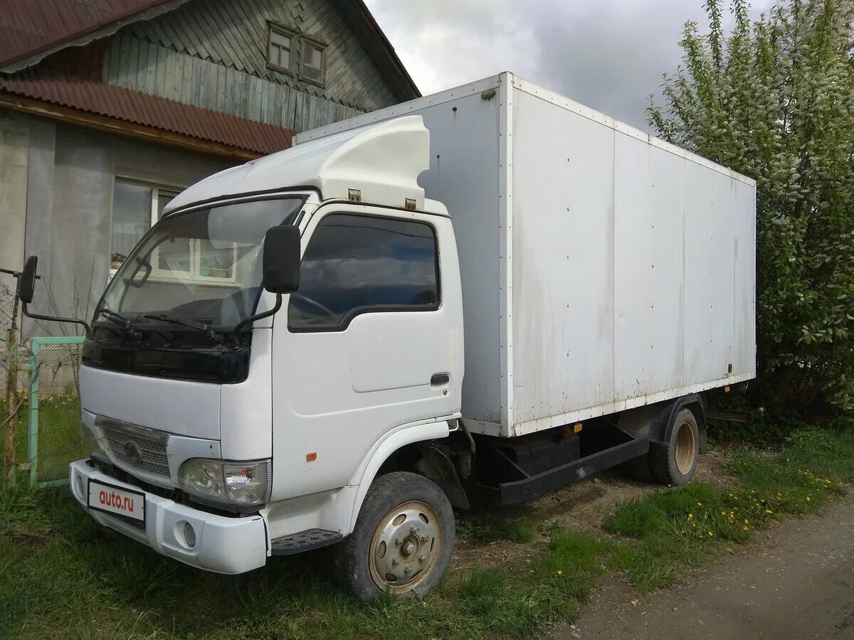 Yuejin nj 330. Юджин авто. Юджин авто. Юджин газель. Yuejin nj1041dbz (бортовой).