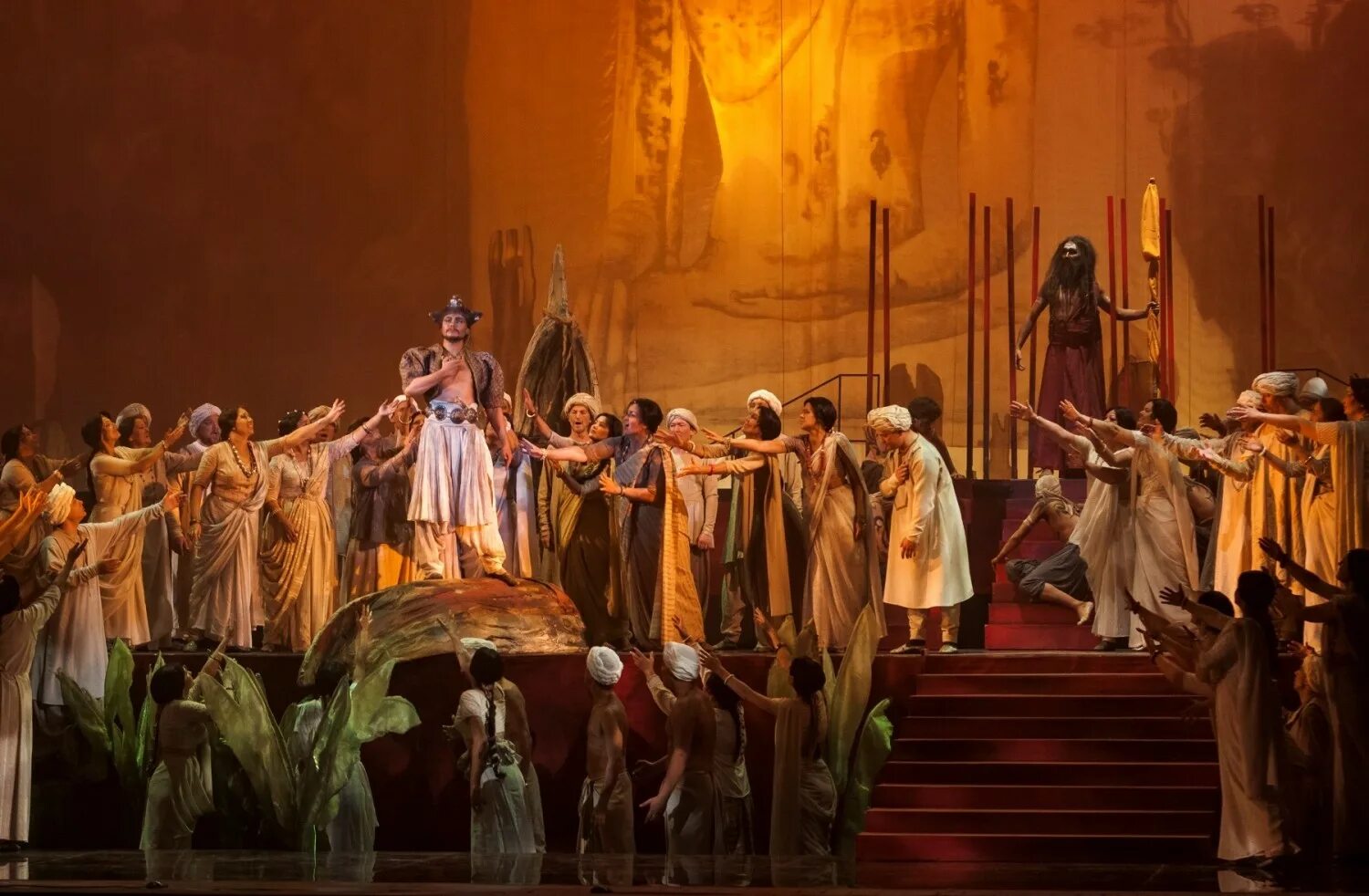 Жемчуга бизе. Ловцы жемчуга опера. Ария надира искатели жемчуга. Санктъ-петербургъ опера искатели жемчуга. Жемчуга бизе.