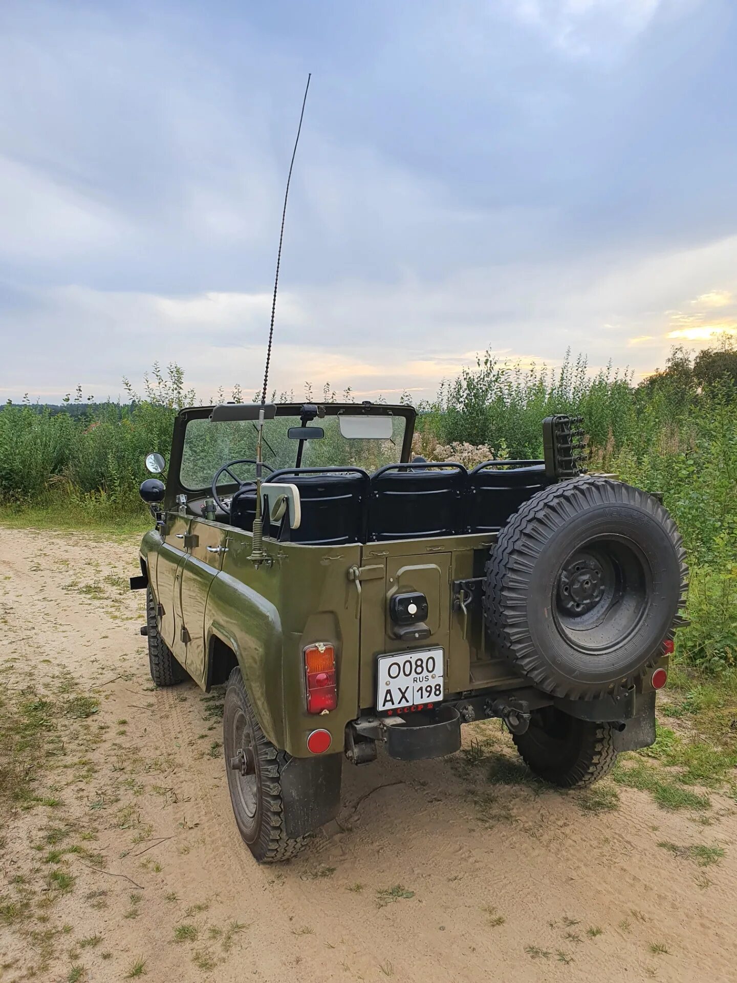 Штатный уаз 469. УАЗ-469 внедорожник. УАЗ 469 армейский. УАЗ 469 Сток. УАЗ 469б 4x4.