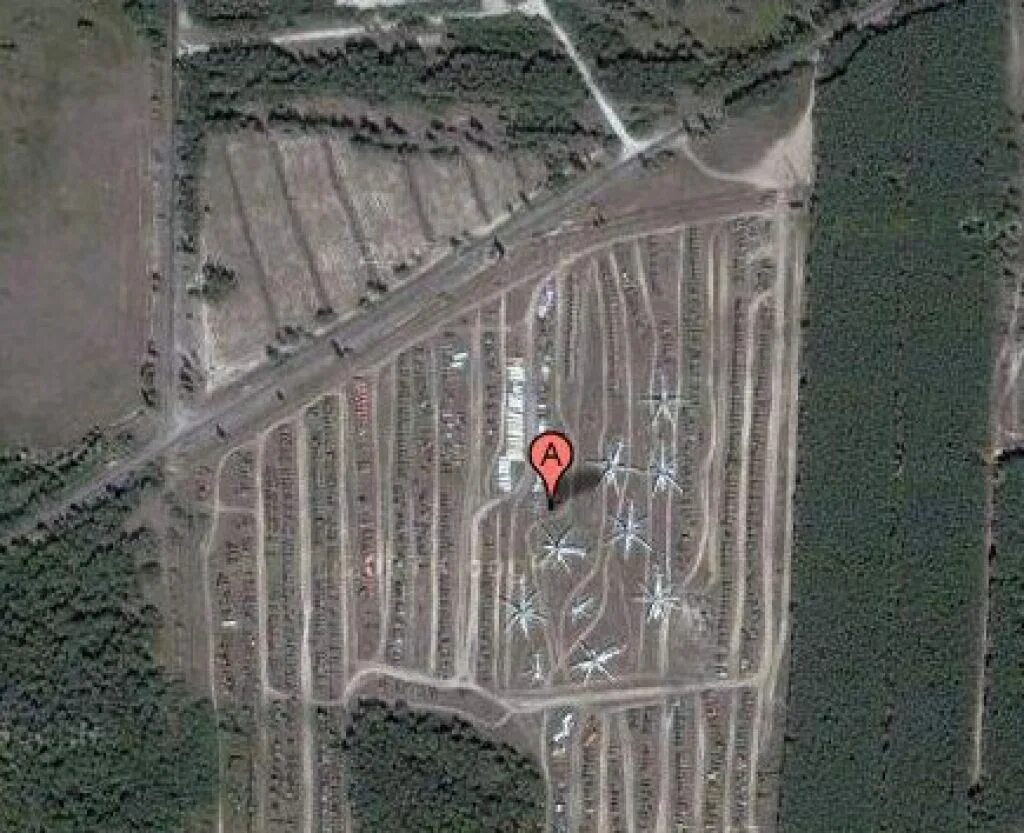 Карта кладбища техники. Рассоха кладбище техники со спутника. Припять кладбище техники со спутника. Кладбище техники Чернобыль со спутника. Кладбище техники Чернобыль координаты.