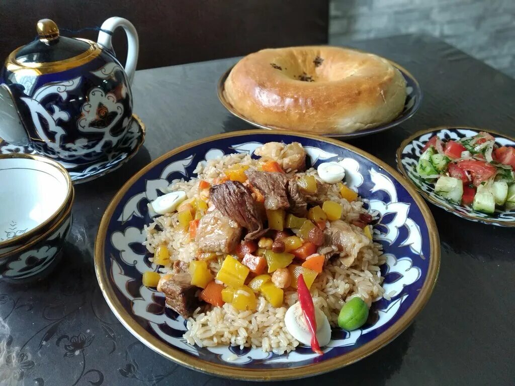 Чайхона шахерезада чехов. Самарканд сити кафе. Ресторан самарканд в самарканде. Кафе согдиана самарканд. Кафе самарканд на вернадский проспект.