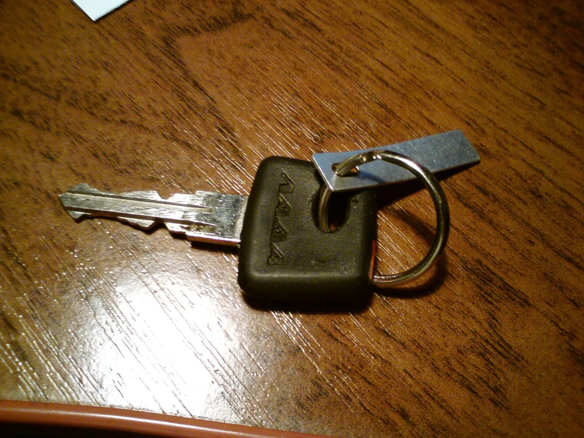 Выкидной ключ зажигания ваз 2109. Ключ зажигания ваз 2114. Киа спектра 2006 ключ зажигания. Потерян ключ ваз. Выкидной ключ ваз 2107.