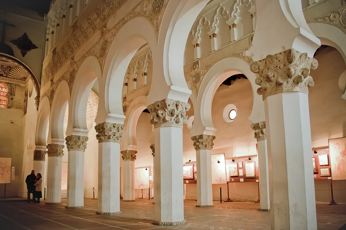 Синагога кольца. Синагога в Толедо. Synagogue of Santa María la Blanca. Синагога в Испании.