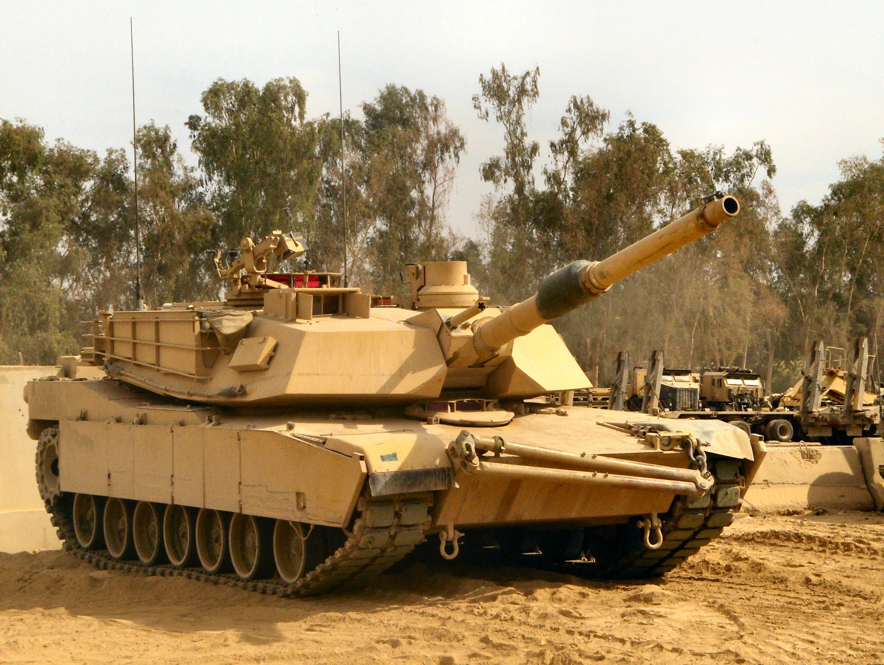 Танк m1 abrams. М1 абрамс 105 мм. Танк абрамс м1а1. Танк m1 «абрамс». Танк m1 abrams.