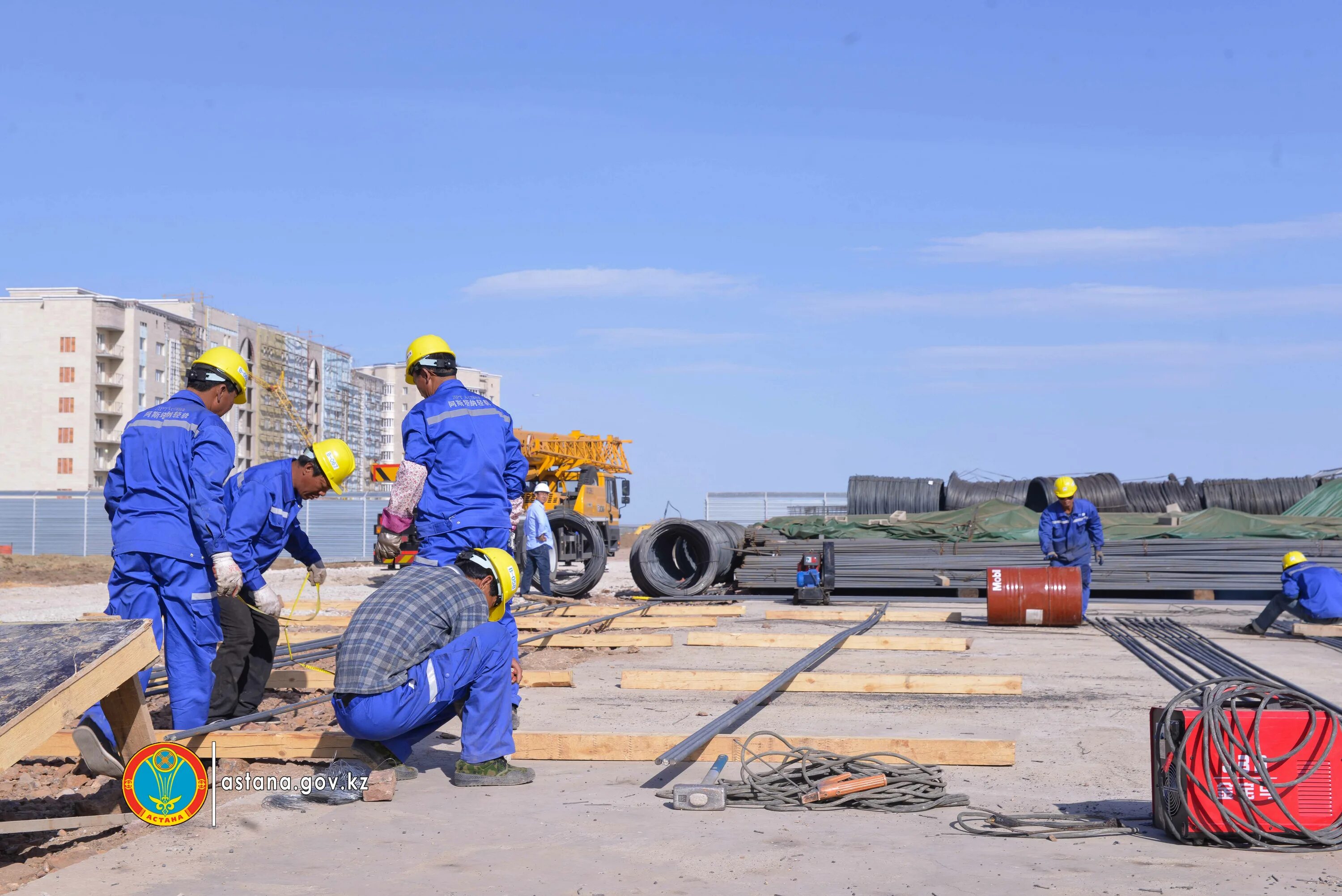 казахстан астана фото лрт стройки 2023. казахстан инжиниринг. аппарат акима село акшукур. компания сичим казахстан. рабочий кз.