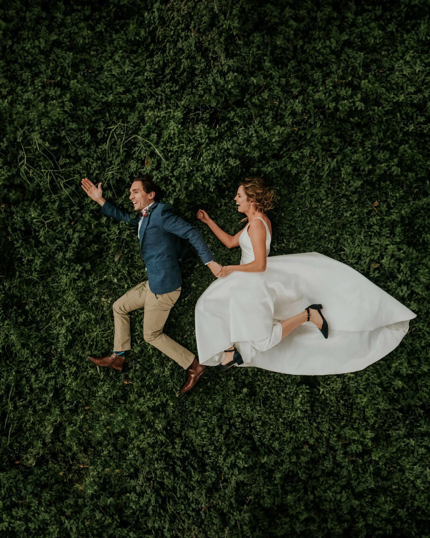 Необычные фотосессии. Оригинальная фотосессия на свадьбу. Самые необычные свадебные фотосессии. Оригинальная свадьба. Оригинальная свадьба.