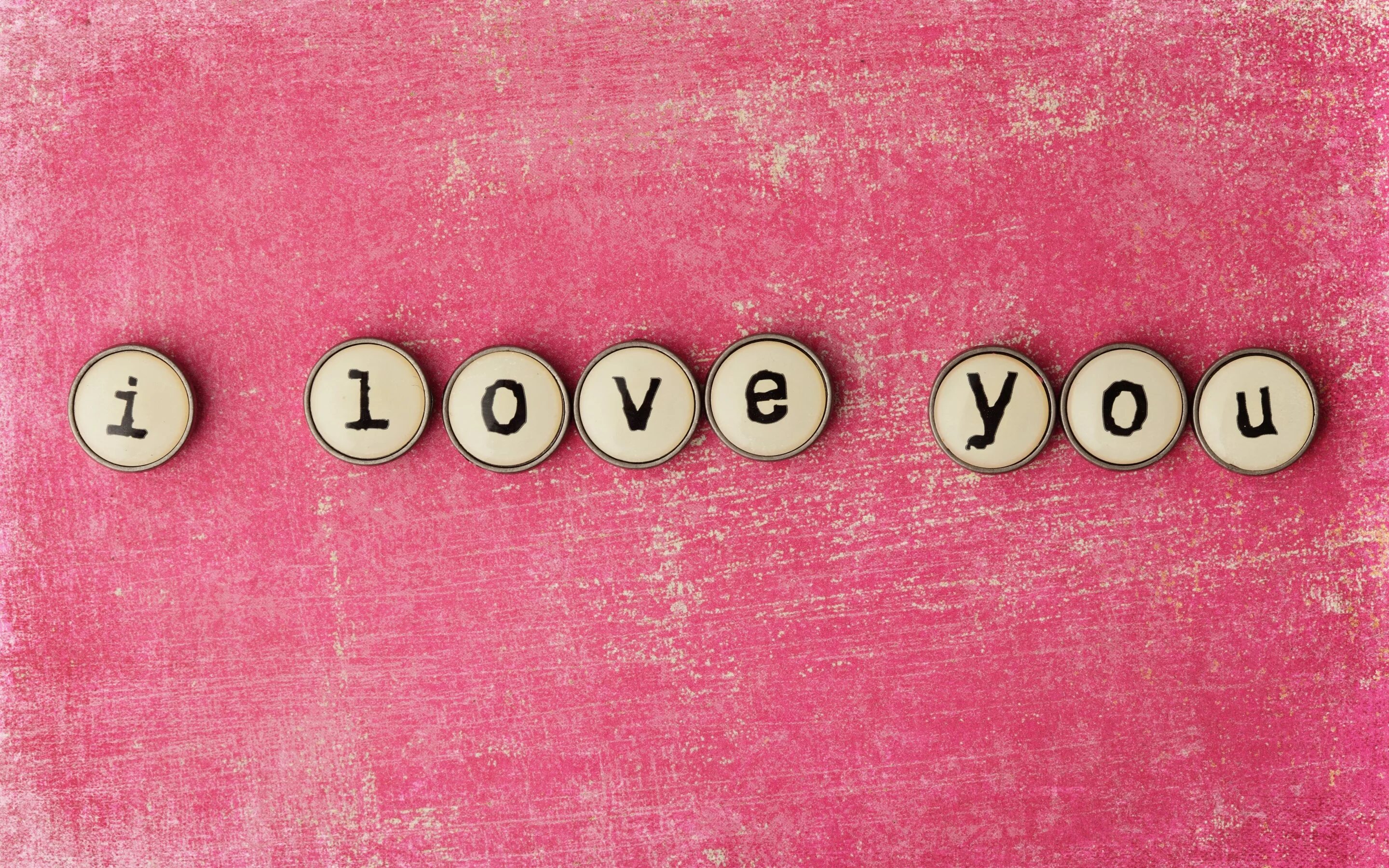 Scrolling text i love you