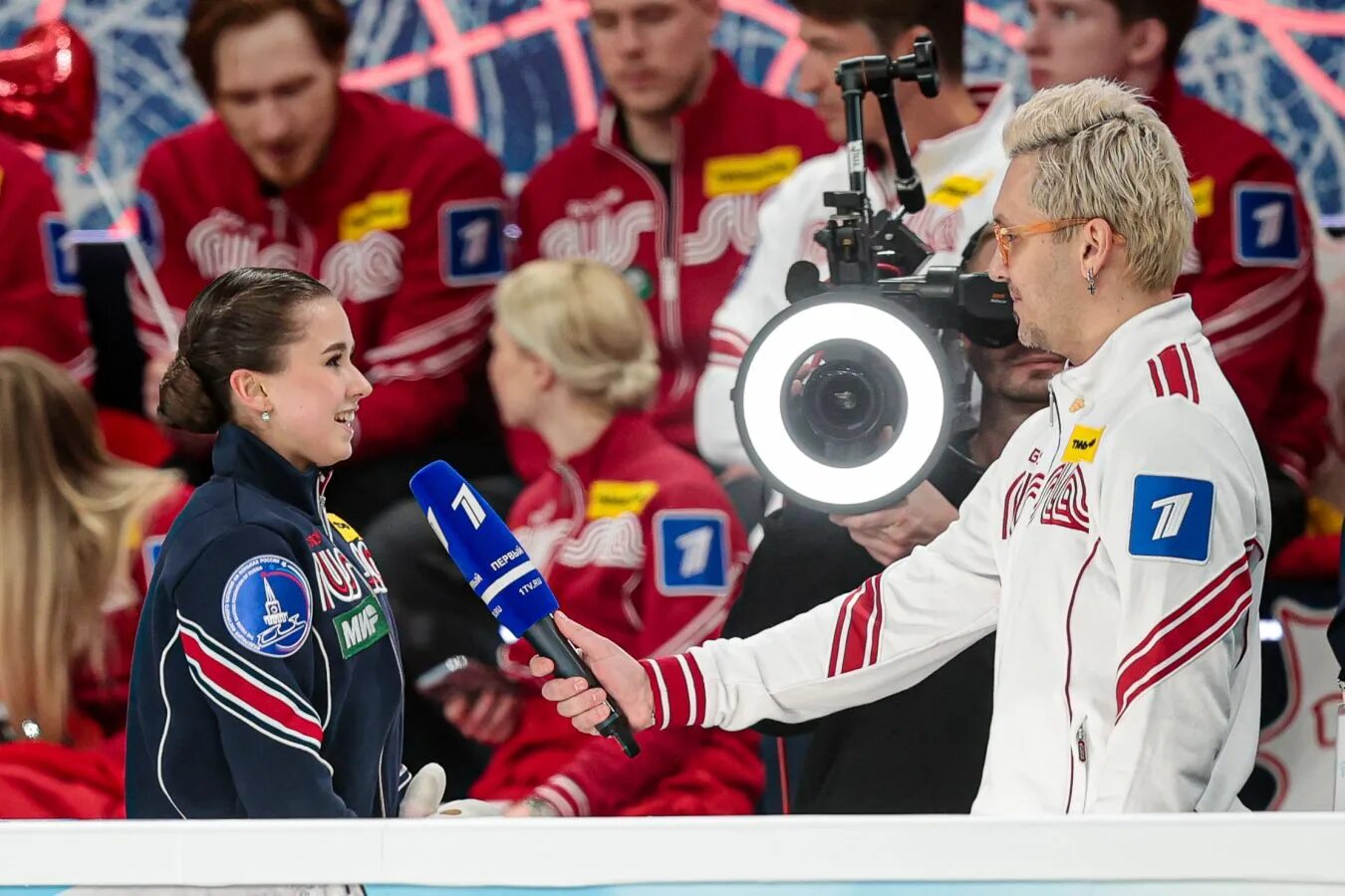 Кубок первого канала 24. Кубок первого канала по фигурному катанию 2022. Камила Валиева Кубок первого канала 2022. Кубок первого канала 2022. Кубок 1 канала 2022.