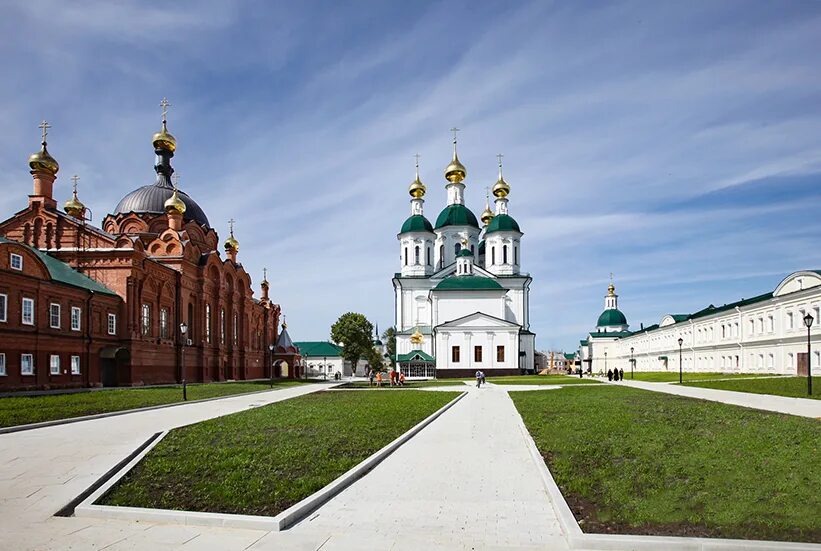 Сайт саровской монастыря. Свято-Успенская Саровская пустынь. Свято-Успенский мужской монастырь Саровская пустынь. Свято Успенская пустынь Саров.