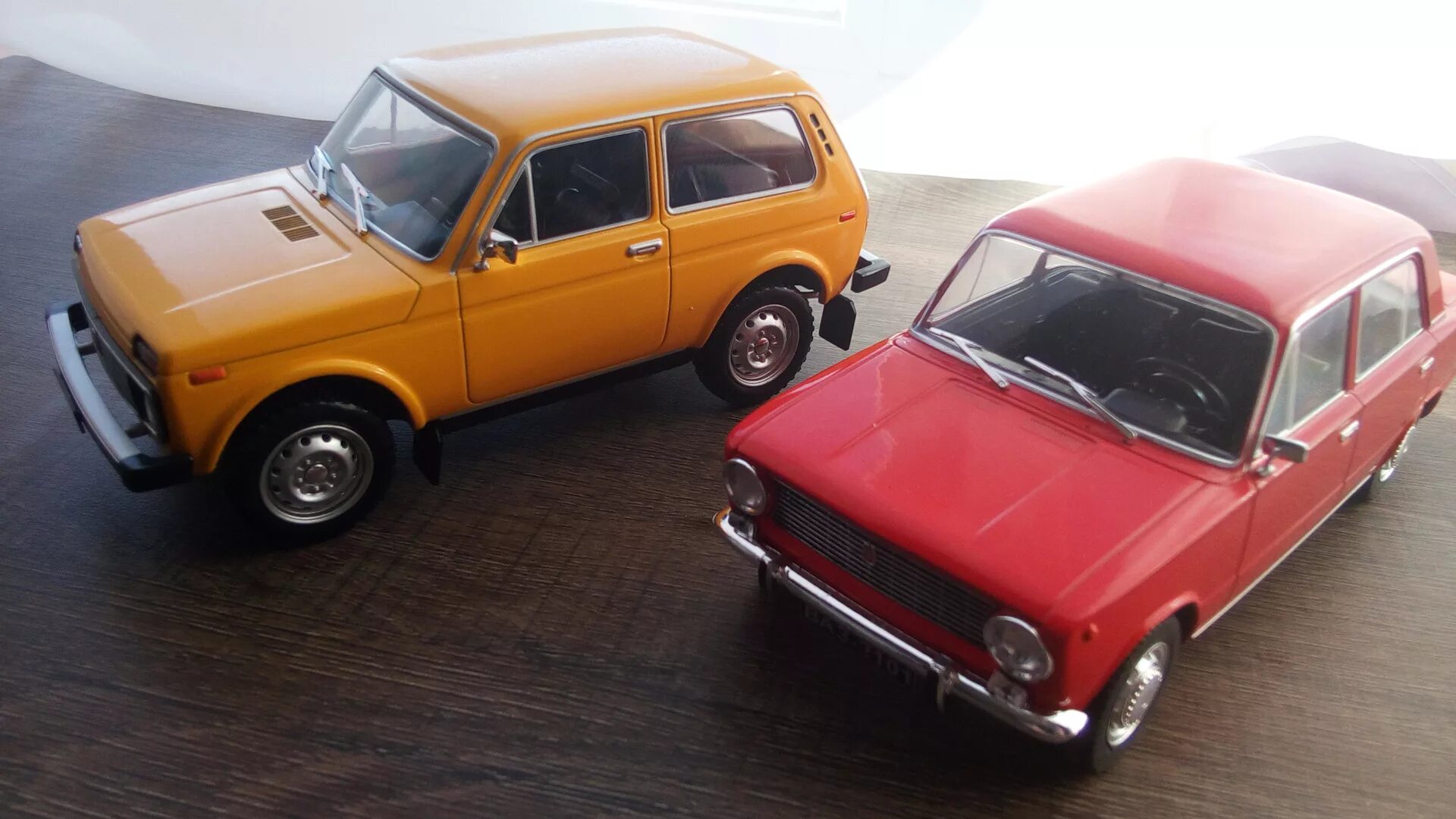 Ваз нива 1 8. Ваз 2121 1 8. Ваз 2121 нива 1980. Модель 1:8 ваз-2121 нива. Нива 1 18.