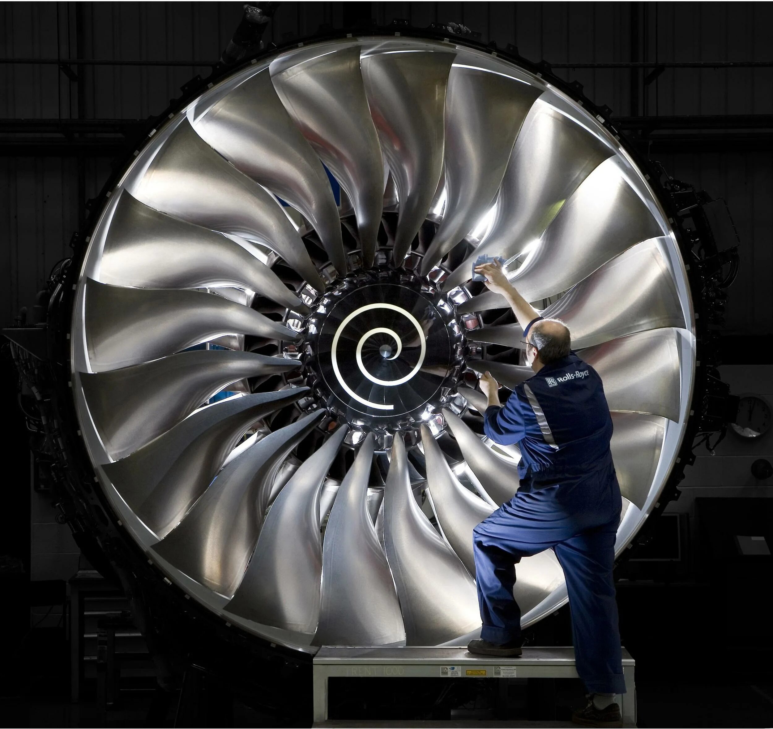 Авиационные двигатели производители. Двигатель Rolls-Royce Trent. Rolls Royce Trent 600. Rolls Royce Trent 1000. Rolls Royce Trent 7000.