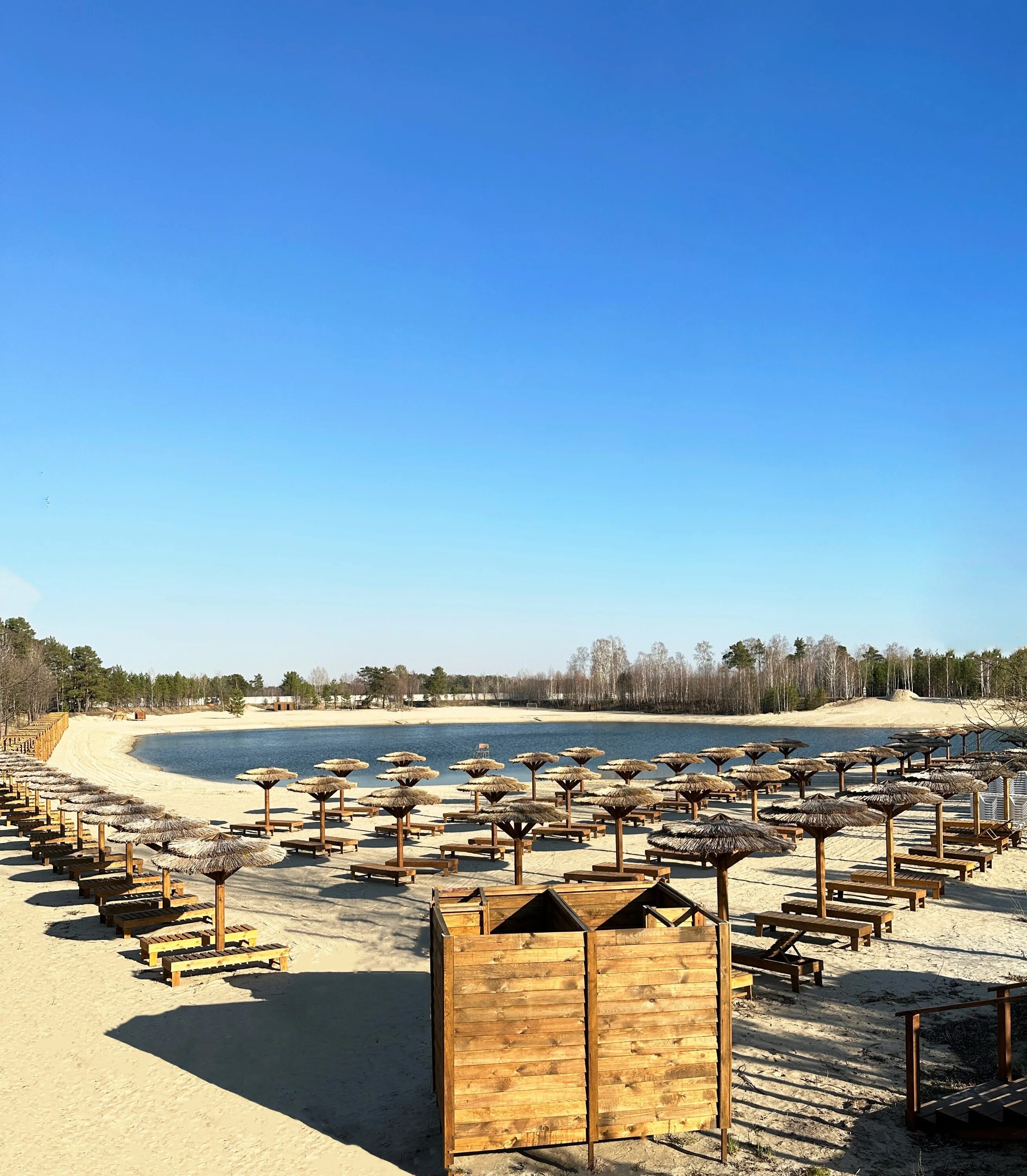 Аквамарин тюмень база отдыха. Аквамарин мостовской. Аквапарк аквамарин тюмень. Аквамарин тюмень салон красоты заречный. Пляж аквамарин тюмень.