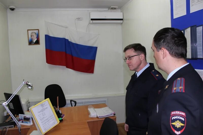 Прием граждан участковыми уполномоченными полиции. Участковый уполномоченный. Приеме граждан участковыми уполномоченными полиции. Участкового уполномоченного полиции. Милиция октябрьского района томск.