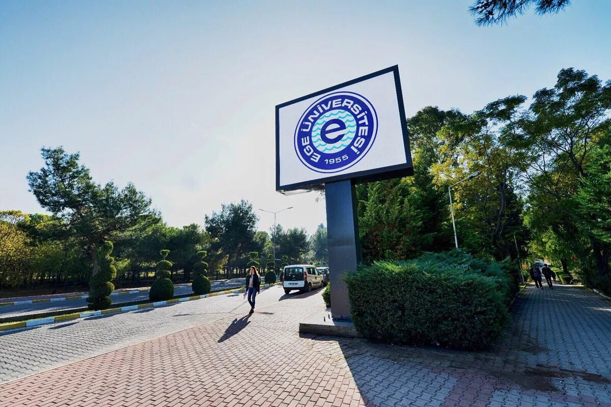 Ege University Турция. Эгейский университет Измир. Ege University logo. Ege Üniversitesi account. Ege ege k