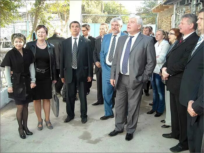 Консульство россии в худжанде официальный сайт. Посольство россии в таджикистане. Консульства худжанде. Генеральное консульство в худжанде. Посольство худжанд сайт.