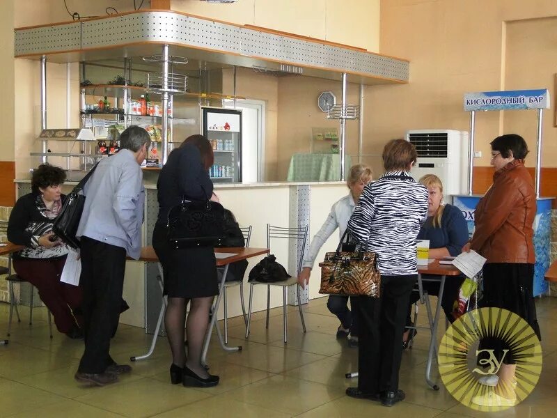 Куда пойти работать в туле. Куда пойти работать в туле. Куда работать пойти работать. Центр занятости уссурийск вакансии. Куда пойти работать.