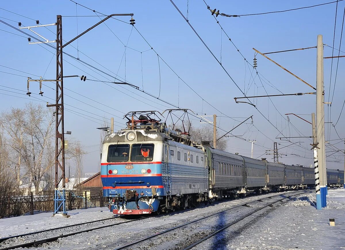 Уфа харьков. Чс2к-161. Чс2 Приютово. Вл10у перегон Уфа - дёма. Станция Дема Уфа.