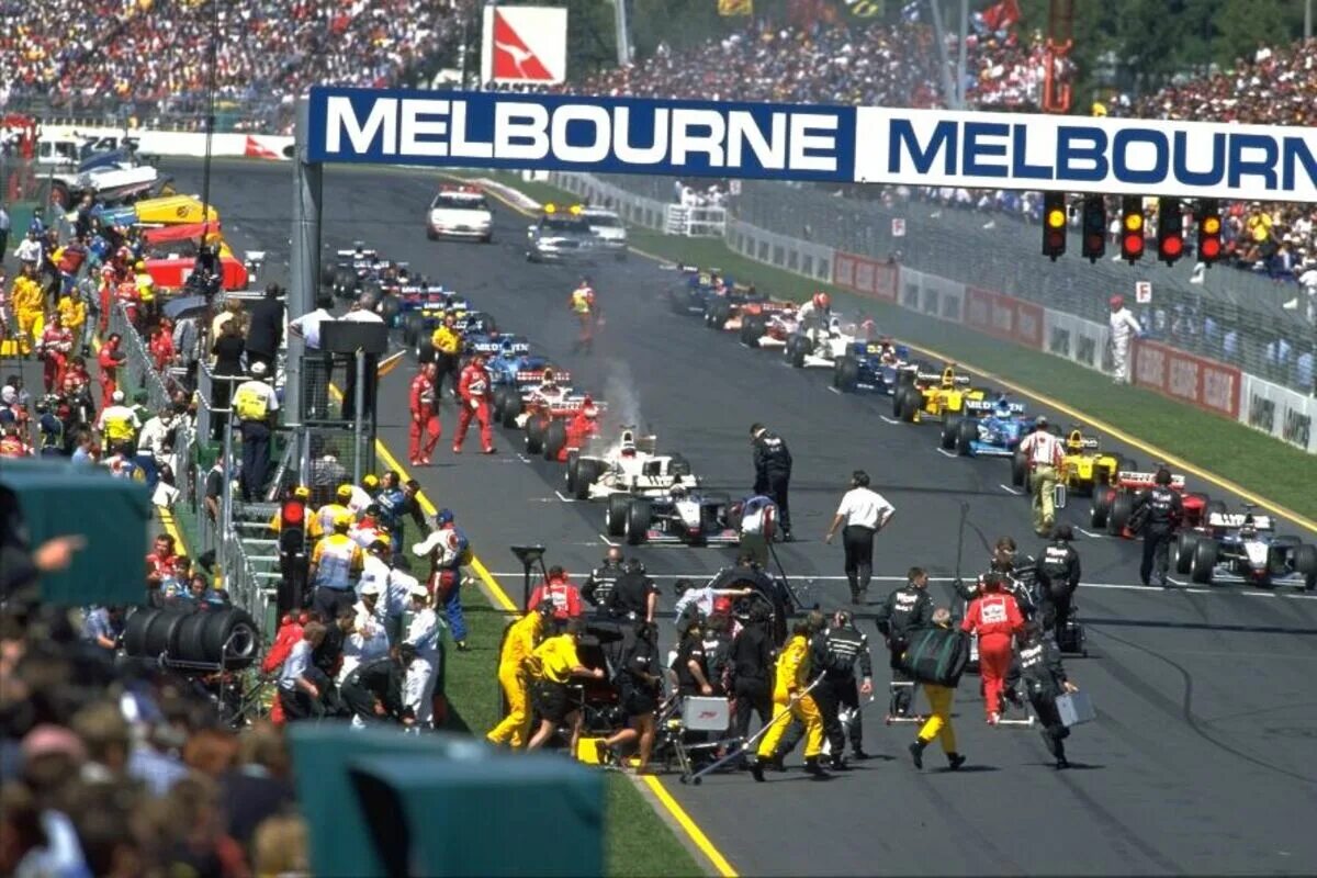 Формула 1 австралия. Гран при Австралии 1999. Мельбурн формула 1. Гран при Австралии 2002. Гран при Австралии 1996 Хилл Вильнёв.